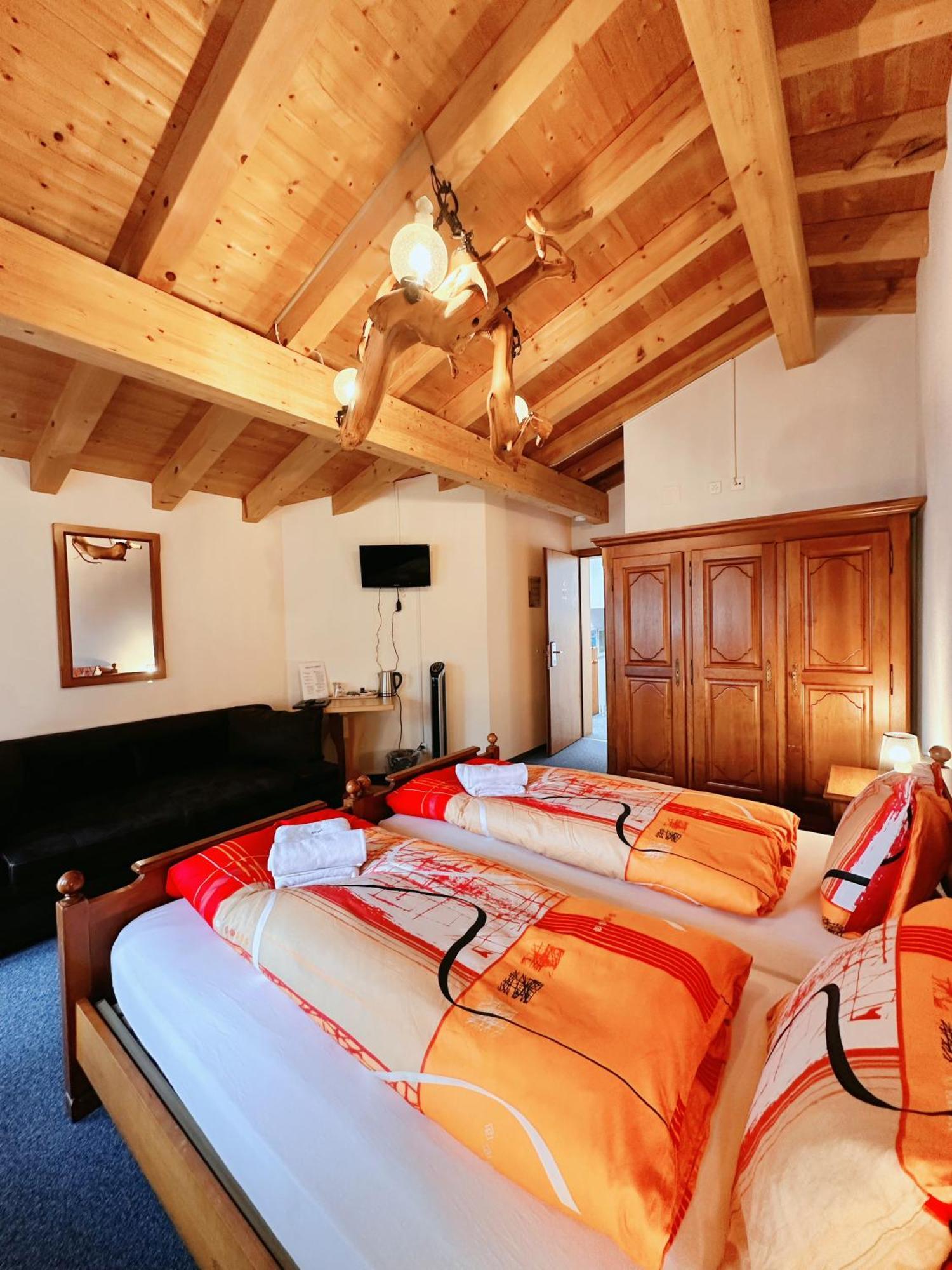 Hotel Wildbach Brienz Бриенц Екстериор снимка