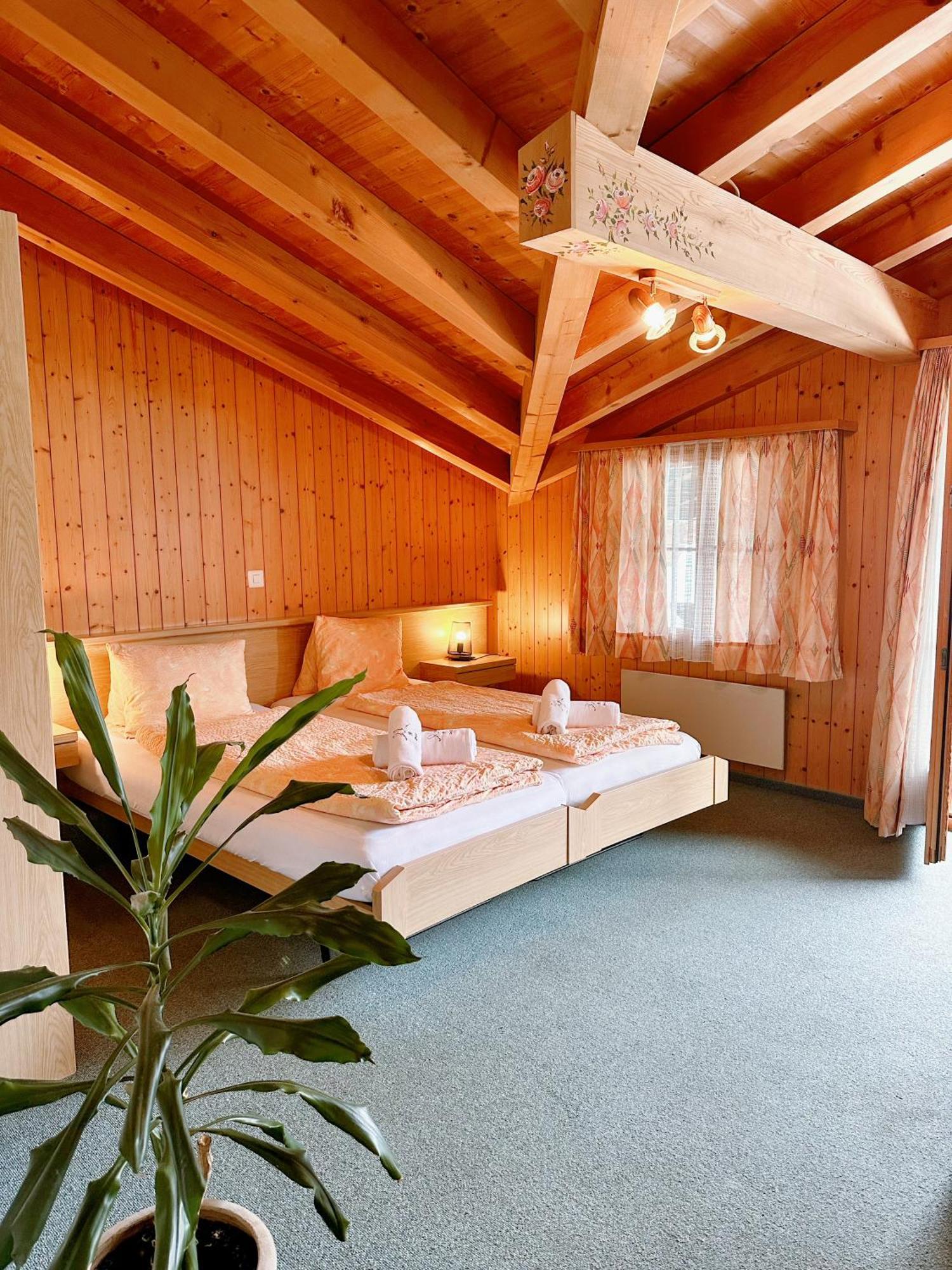 Hotel Wildbach Brienz Бриенц Екстериор снимка
