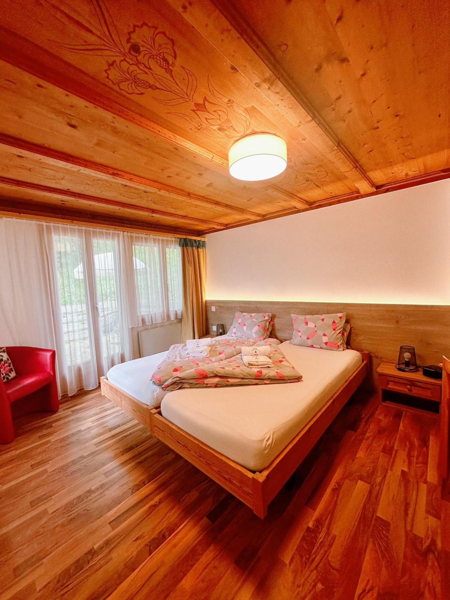 Hotel Wildbach Brienz Бриенц Екстериор снимка