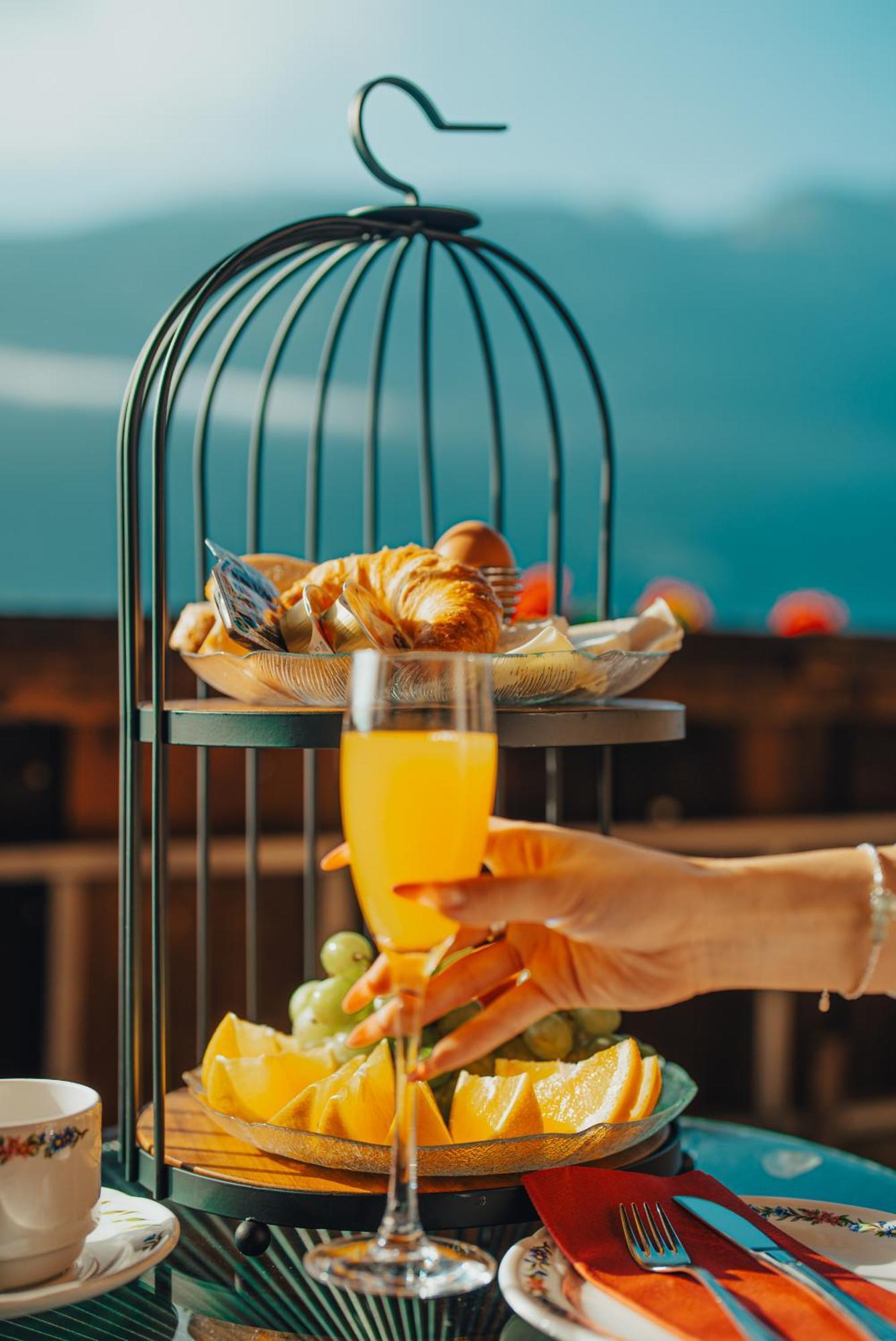 Hotel Wildbach Brienz Бриенц Екстериор снимка