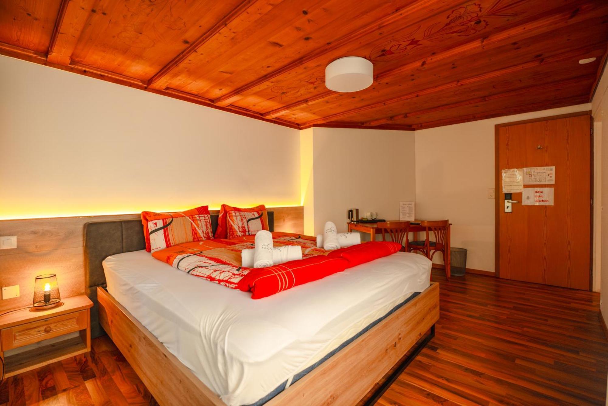 Hotel Wildbach Brienz Бриенц Екстериор снимка
