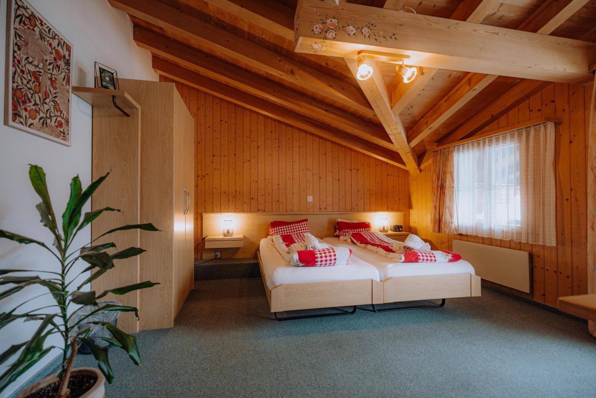 Hotel Wildbach Brienz Бриенц Екстериор снимка