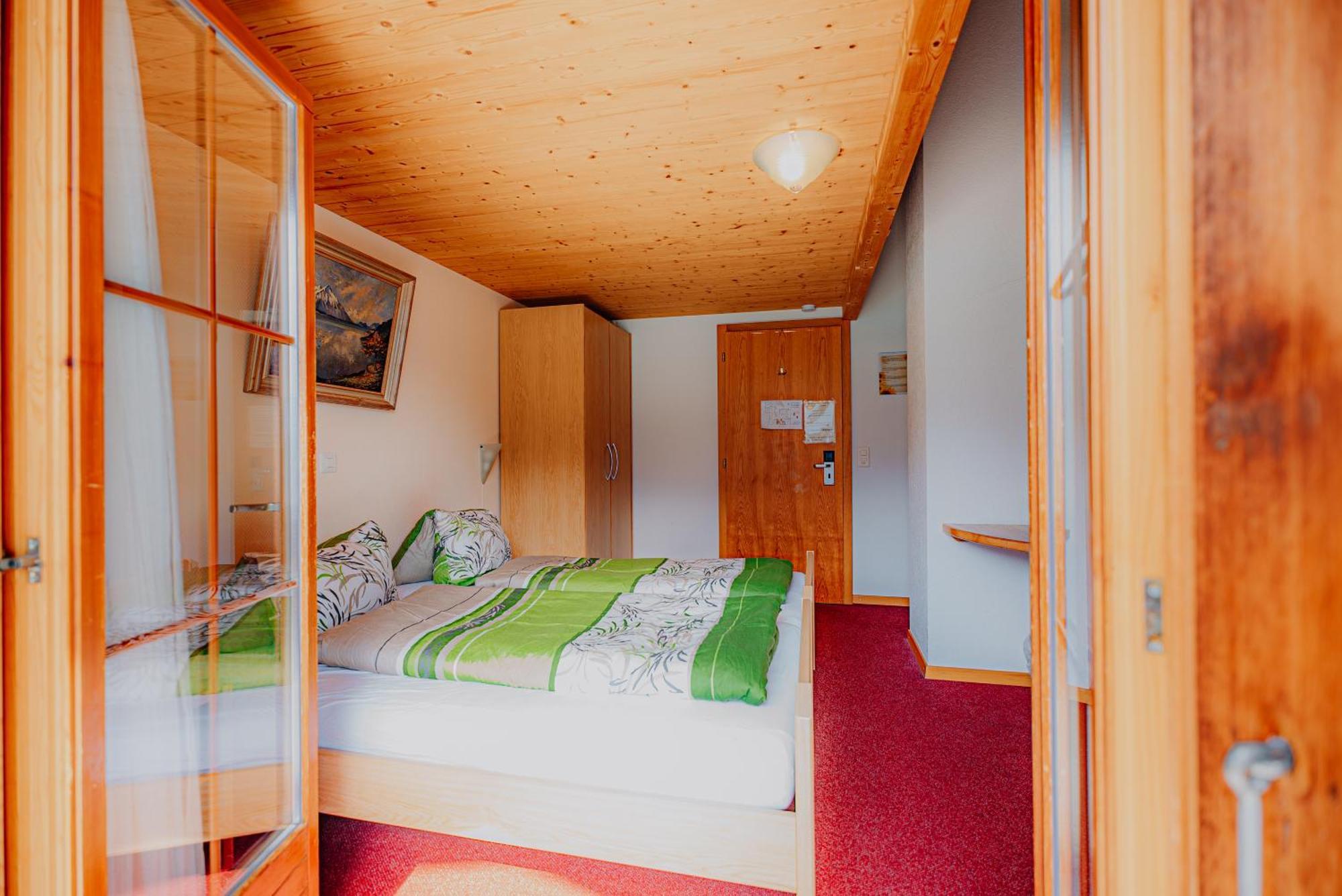 Hotel Wildbach Brienz Бриенц Екстериор снимка