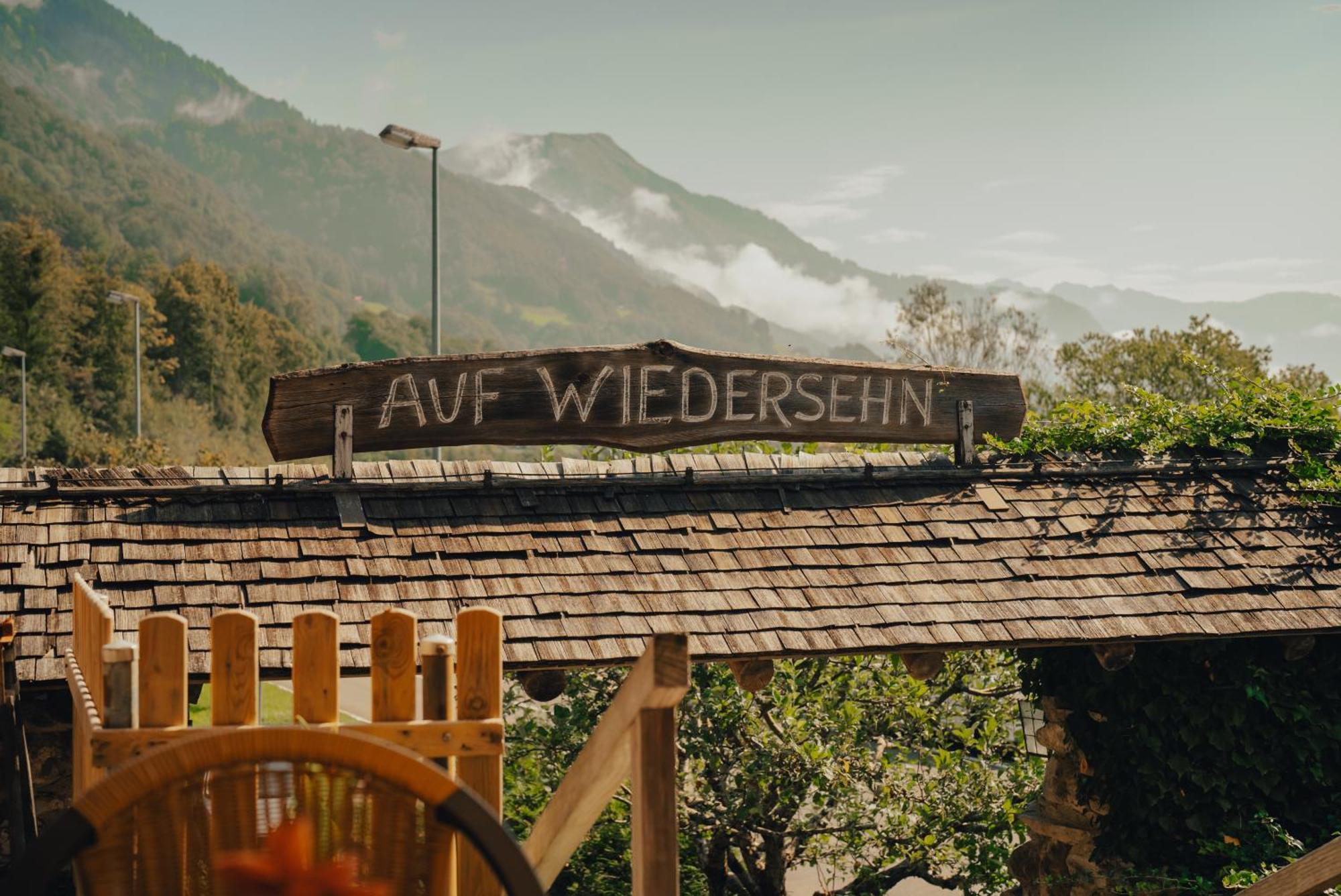 Hotel Wildbach Brienz Бриенц Екстериор снимка