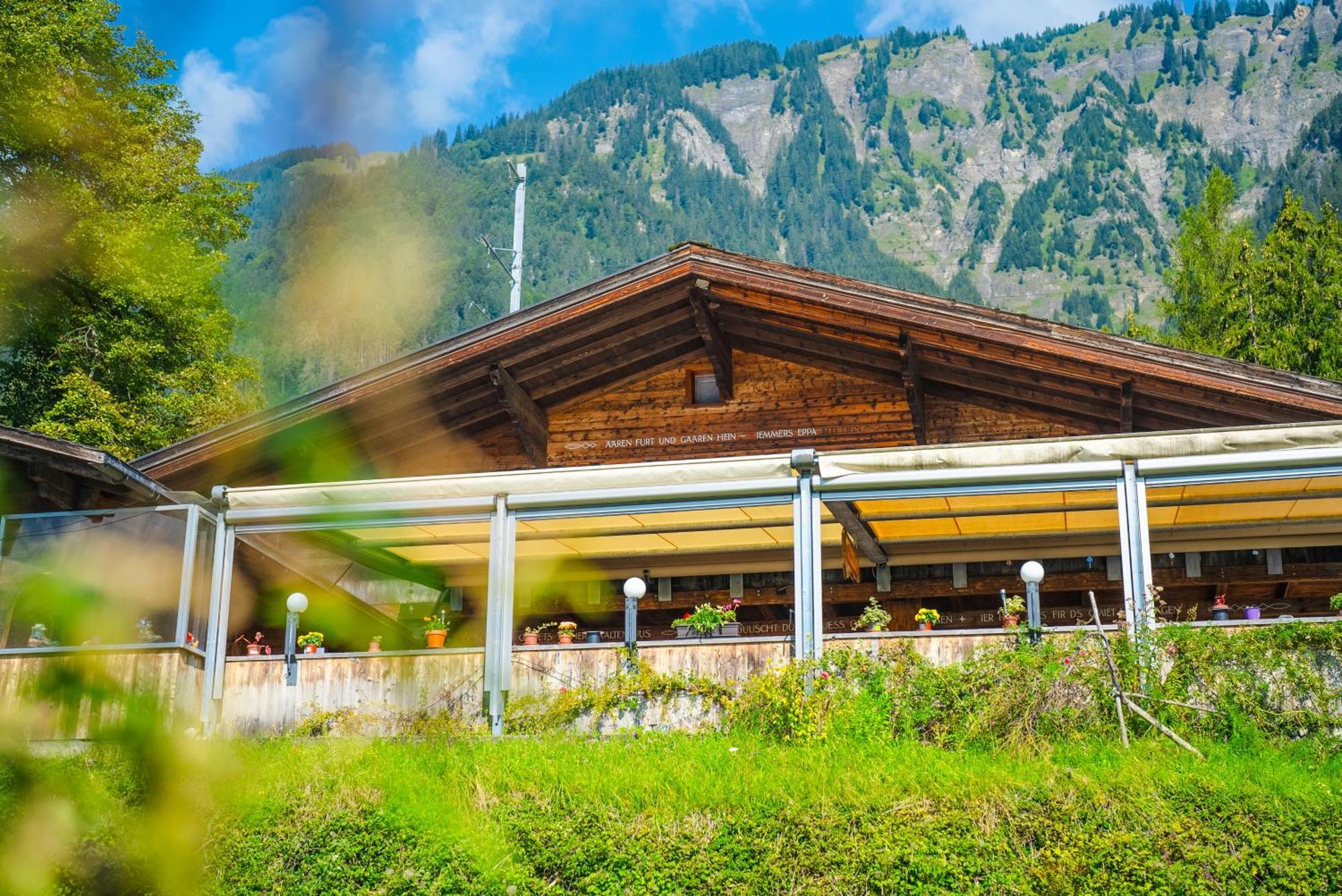 Hotel Wildbach Brienz Бриенц Екстериор снимка