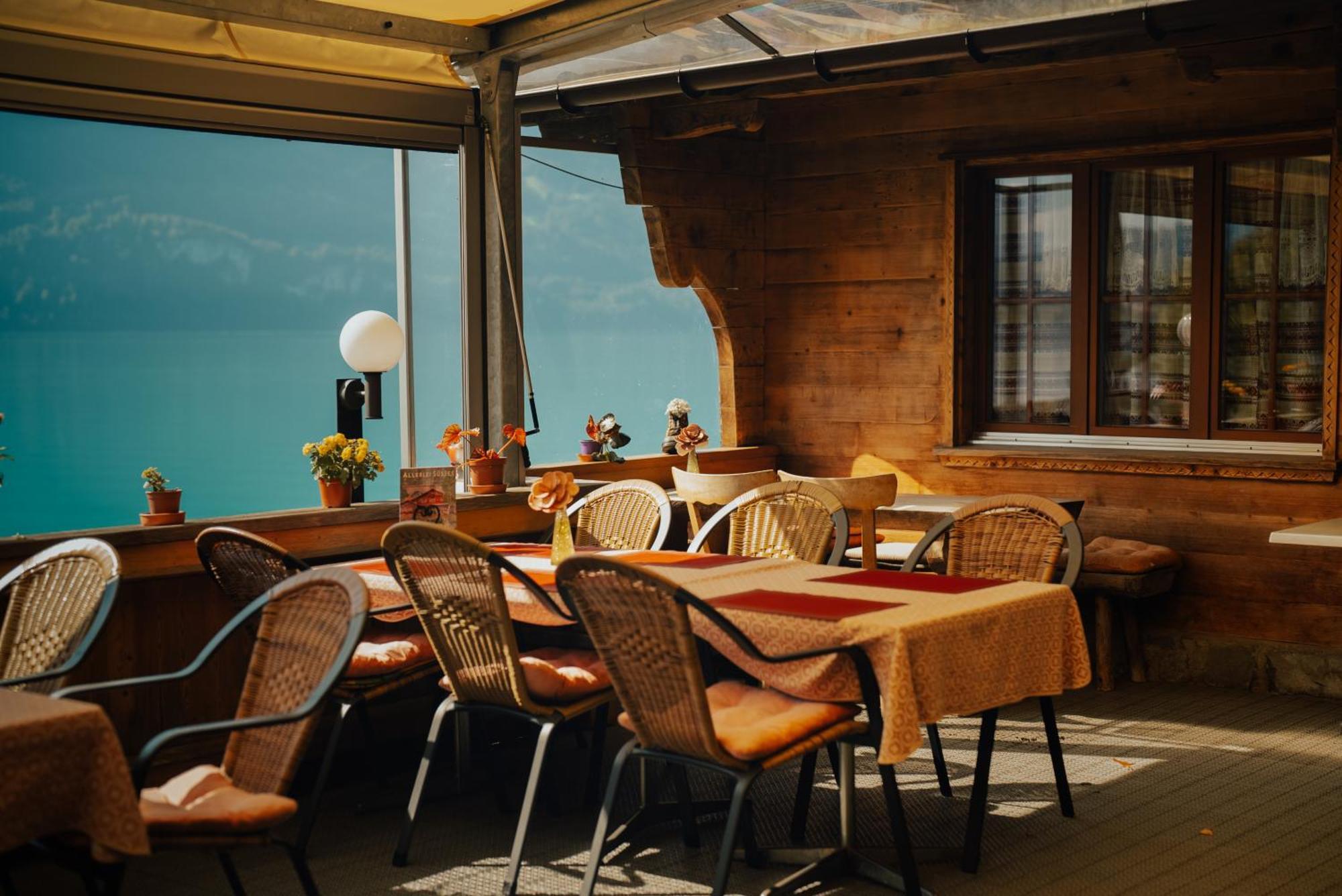 Hotel Wildbach Brienz Бриенц Екстериор снимка