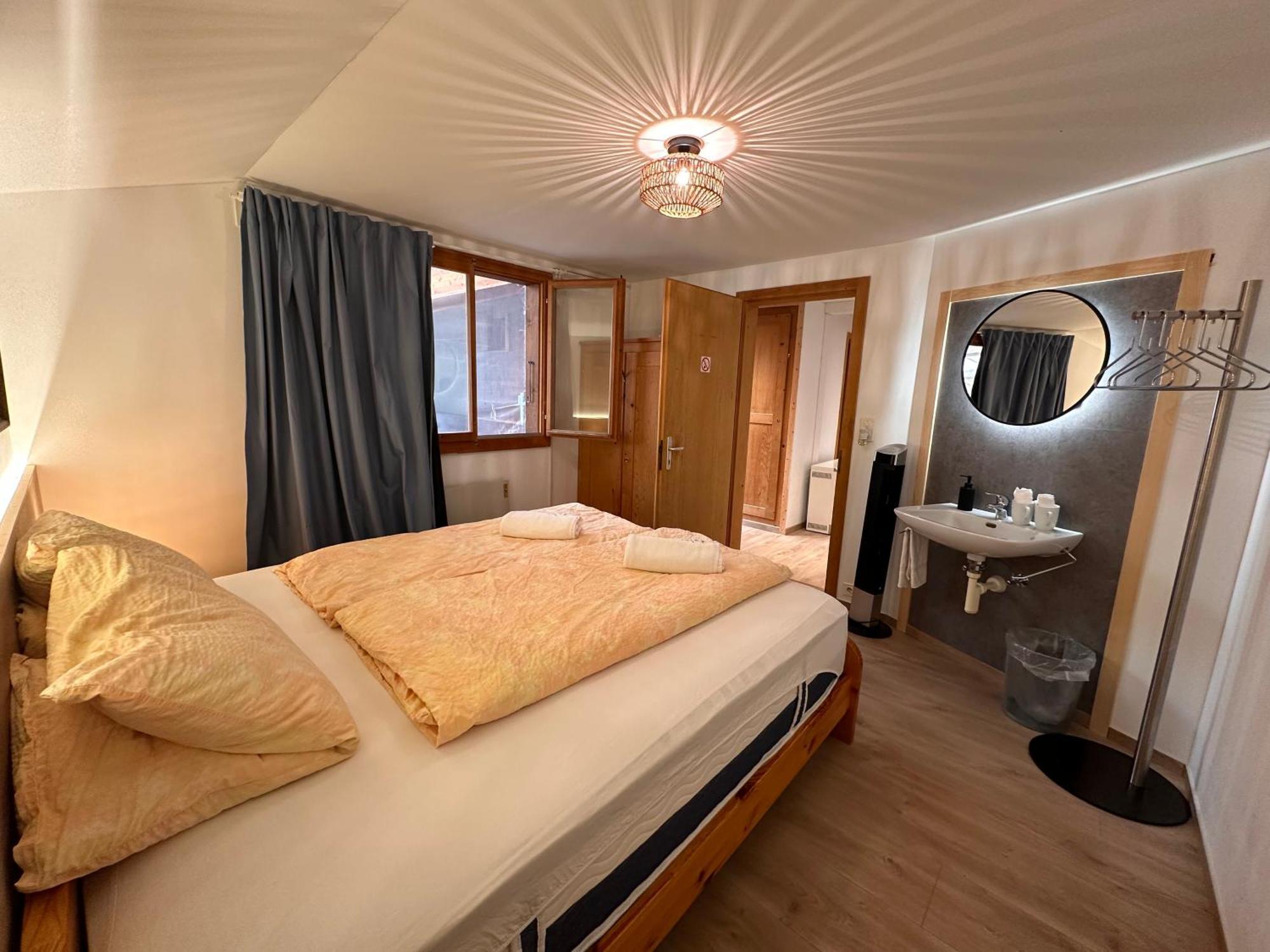 Hotel Wildbach Brienz Бриенц Екстериор снимка