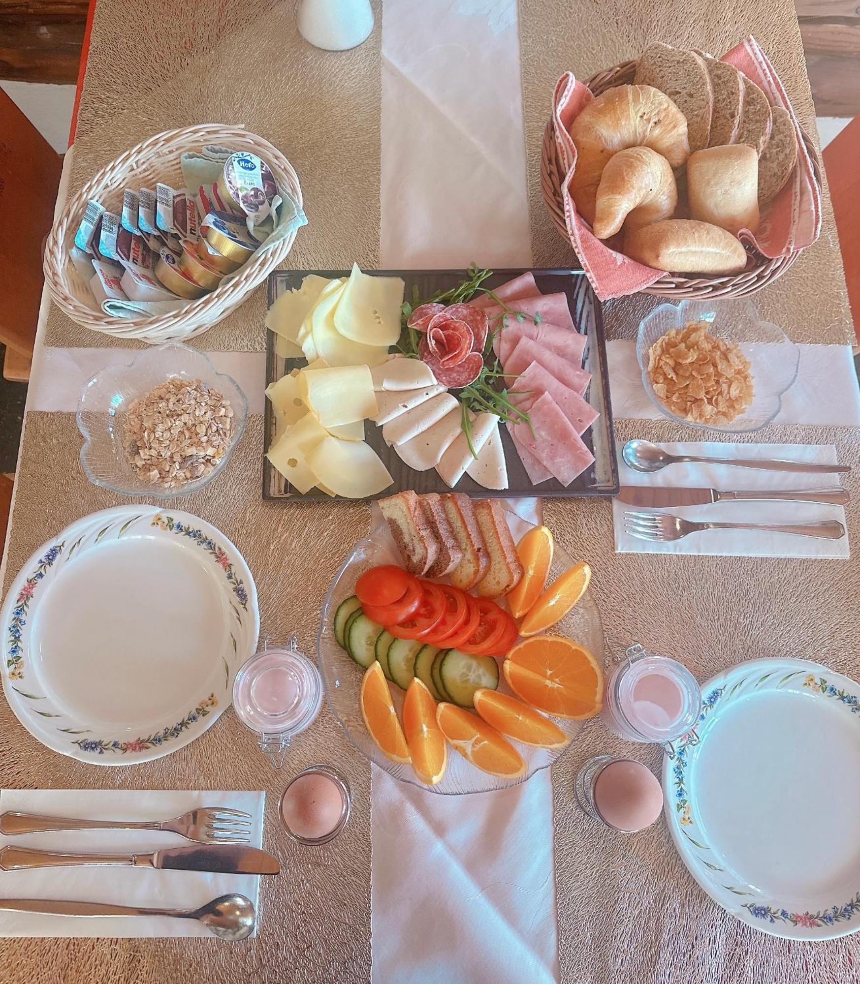 Hotel Wildbach Brienz Бриенц Екстериор снимка